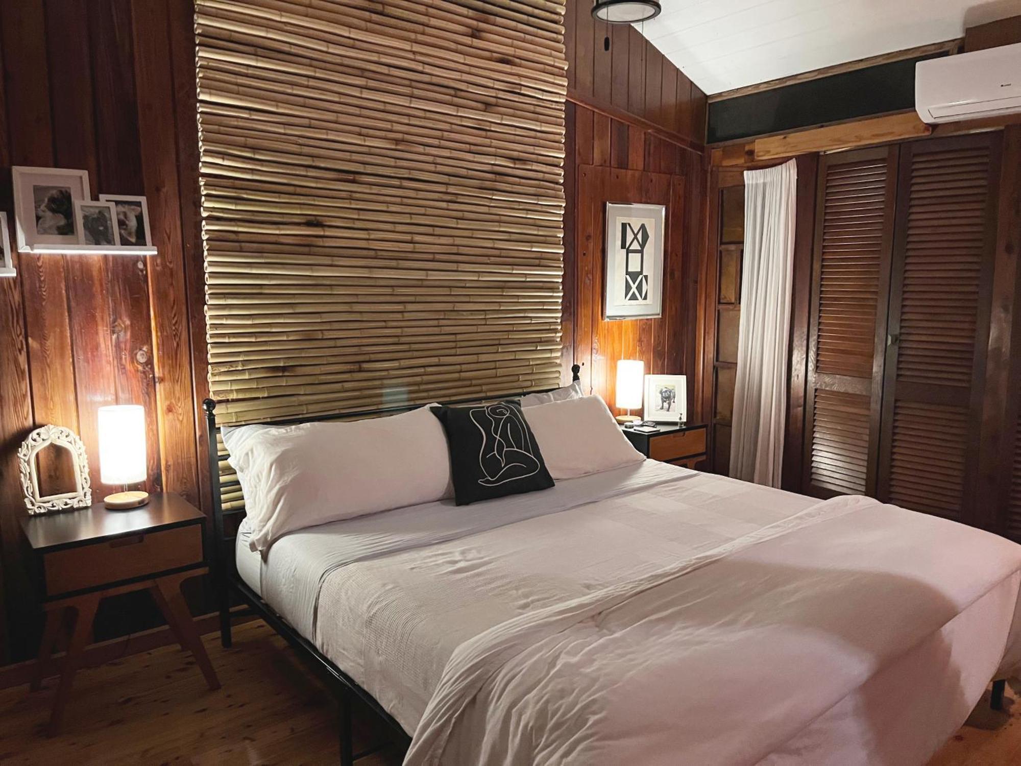 Mid-Century: Caribbean Style Apartment Contant  Bagian luar foto