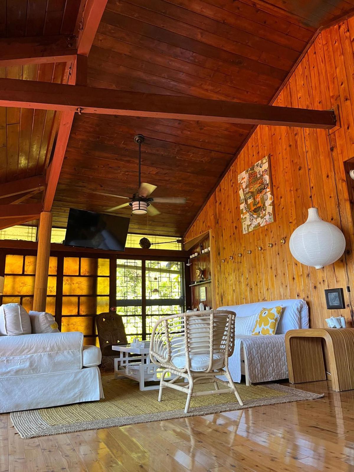 Mid-Century: Caribbean Style Apartment Contant  Bagian luar foto